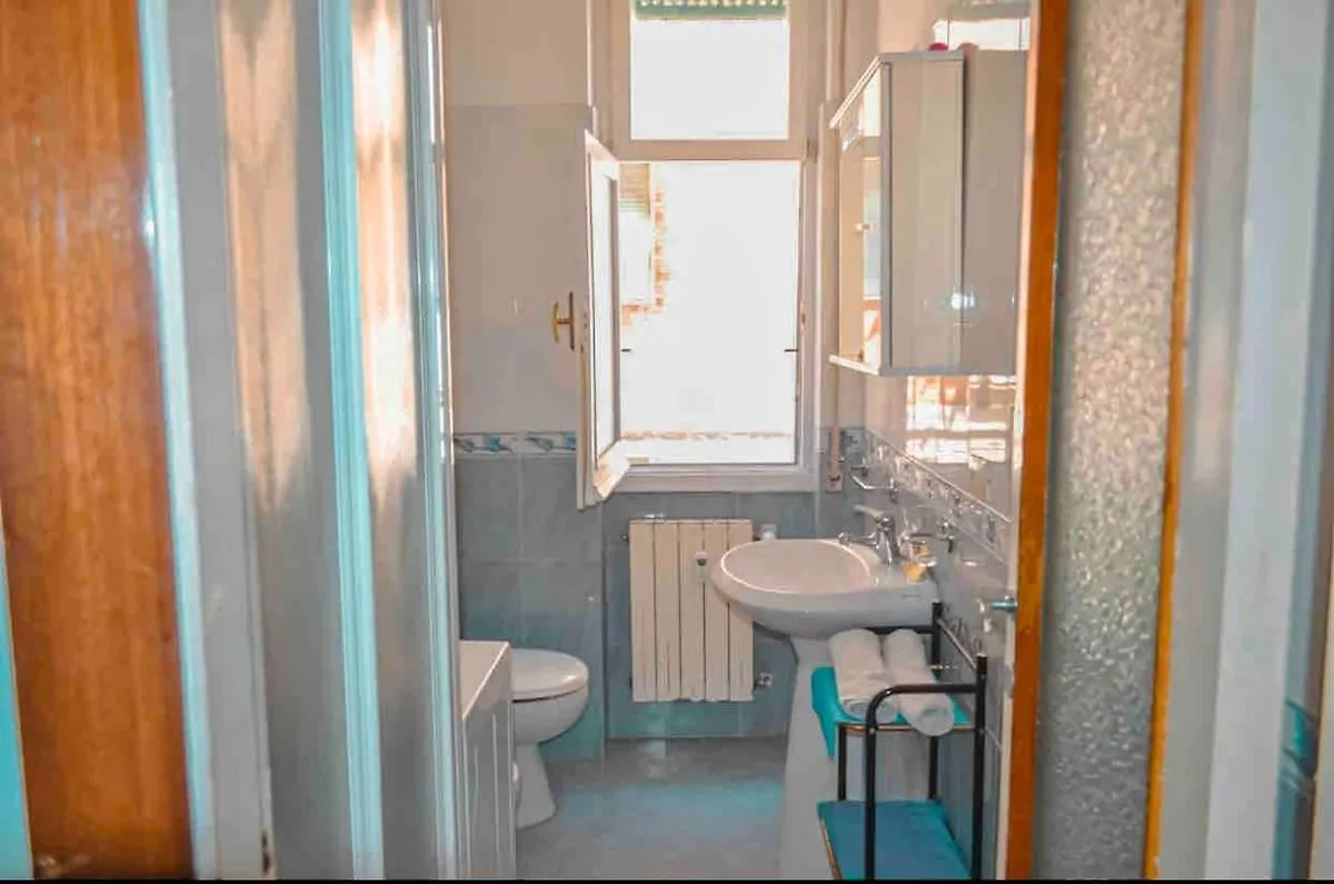 House Of The Sea Apartment Chiavari 0*,
